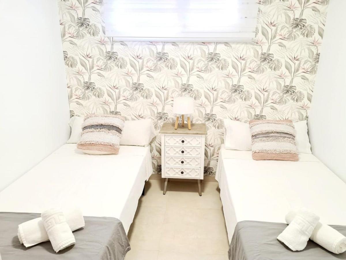 Apartamento Moderno Y Con Estilo En La Carihuela Торемолинос Екстериор снимка