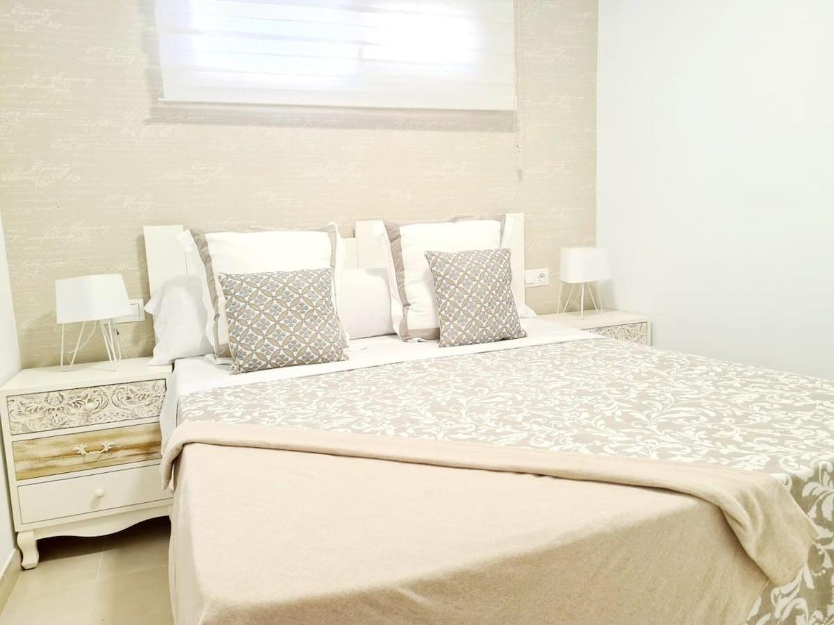 Apartamento Moderno Y Con Estilo En La Carihuela Торемолинос Екстериор снимка